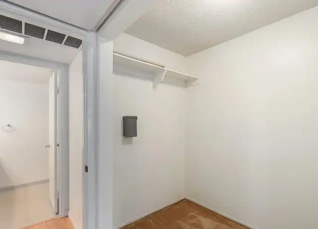 Property at 6106 Calle Mariselda Unit 4D, San Diego, CA, 92124, 1 bed, 1 bath, [object Object]