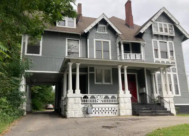 Property at 306 N Jefferson St Unit 5, New Castle, PA, 16101, 1 bed, 1 bath, [object Object]
