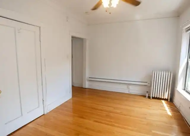 Property at 2890 N Clark St, Chicago, IL, 60657, 0 beds, 1 bath, [object Object]