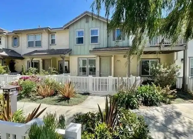 Property at 754 Ocean Breeze Dr, Port Hueneme, CA, 93041, 3 beds, 2.5 baths, [object Object]
