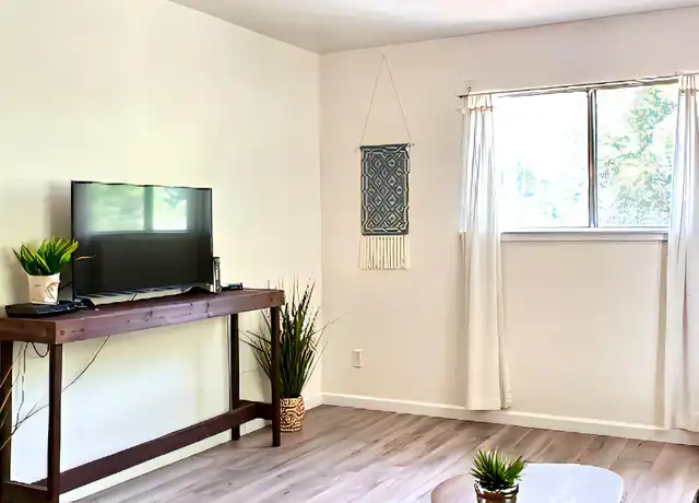 Property at 69 N Roop St Apt A, Susanville, CA, 96130, 1 bed, 1 bath, [object Object]