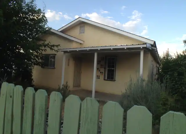 Property at 220 Princeton Dr SE Unit B, Albuquerque, NM, 87106, 2 beds, 1 bath, [object Object]