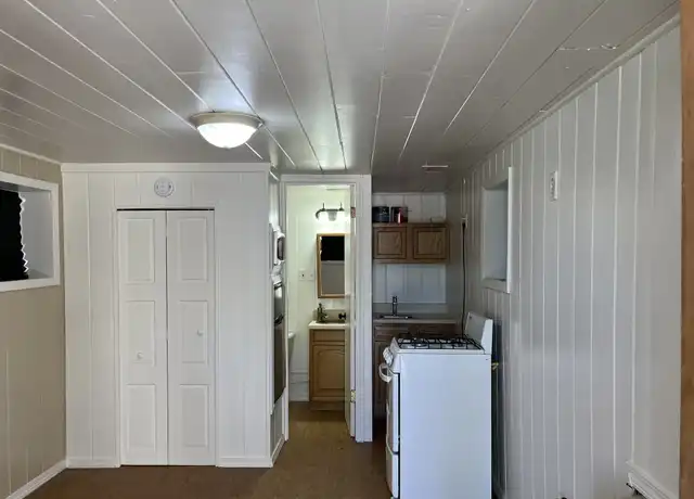 Property at 220 Princeton Dr SE Unit D, Albuquerque, NM, 87106, 0 beds, 1 bath, [object Object]
