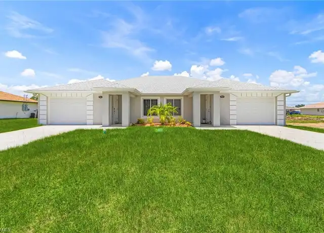 Property at 903 Albany Ave, Lehigh Acres, FL, 33971, 3 beds, 2 baths, [object Object]
