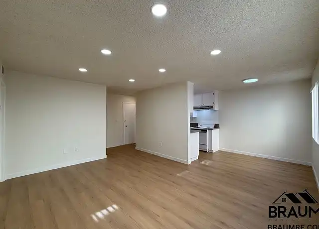 Property at 5461 Kester Ave, Sherman Oaks, CA, 91411, 2 beds, 2 baths, [object Object]