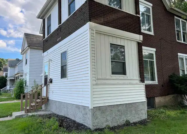 Property at 1447 8th Ave, Rockford, IL, 61104, 2 beds, 1 bath, [object Object]