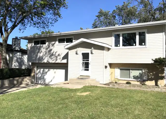 Property at 837 S Iowa Ave, Addison, IL, 60101, 3 beds, 2 baths, [object Object]