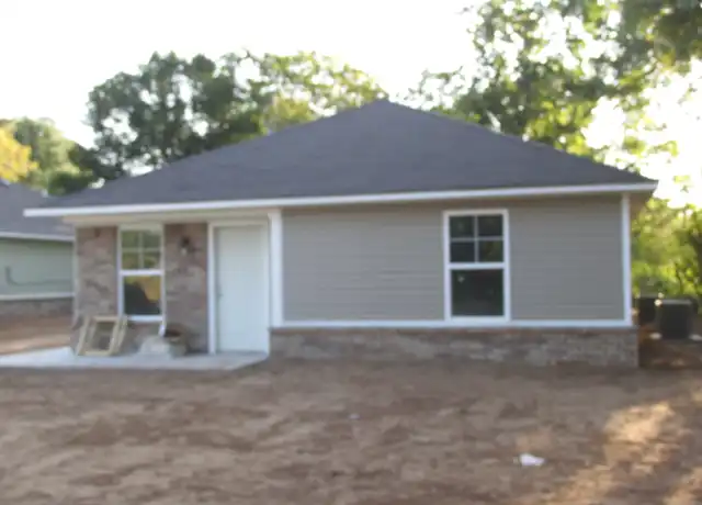 Property at 808 N 24th St Unit 808 A, Van Buren, AR, 72956, 2 beds, 1 bath, [object Object]