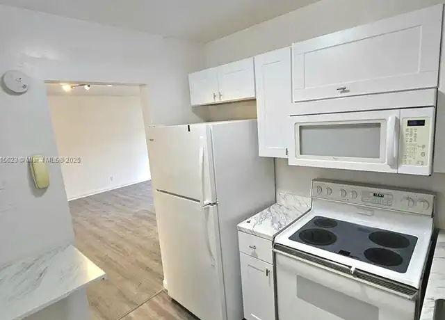 Property at 3020 NE 16th Ave #103, Oakland Park, FL, 33334, 2 beds, 1 bath, [object Object]