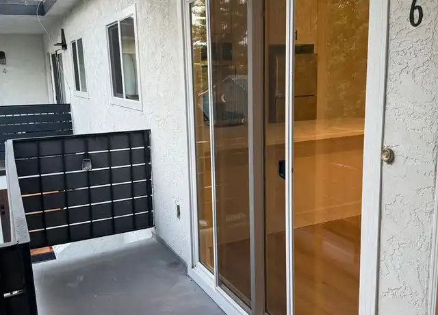 Property at 1941 Thomas Ave, San Diego, CA, 92109, 1 bed, 1 bath, [object Object]