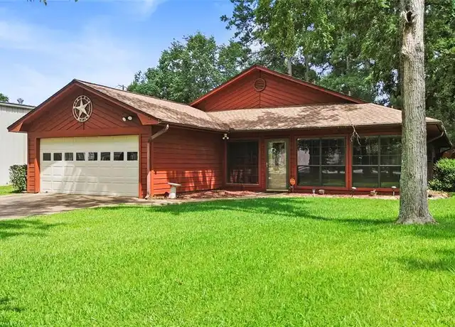 Property at 2101 Bush Dr, Huntsville, TX, 77320, 4 beds, 2 baths, [object Object]