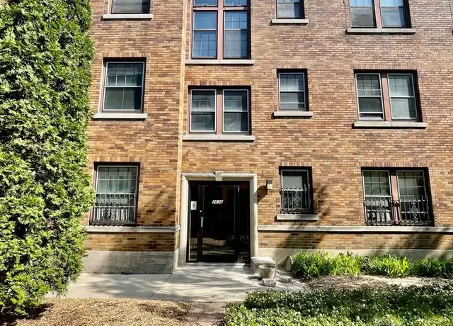 Property at 2636 N Oakland Ave Unit 02, Milwaukee, WI, 53211, 1 bed, 1 bath, [object Object]