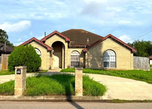 Property at 1603 Dolores del Rio Ave, Mission, TX, 78572, 4 beds, 2 baths, [object Object]