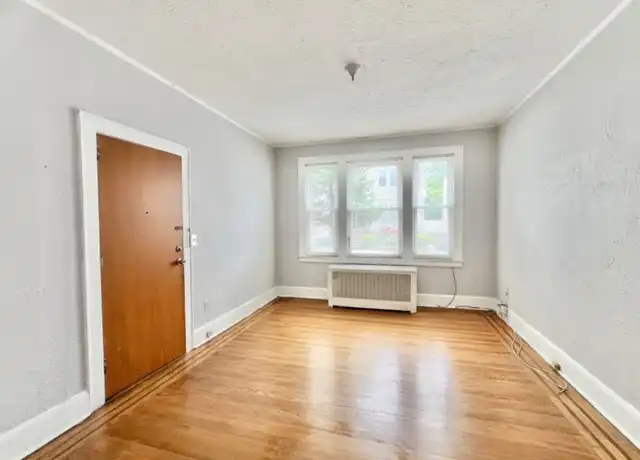 Property at 441 Kerrigan Blvd Unit 1, Newark, NJ, 07106, 1 bed, 1 bath, [object Object]