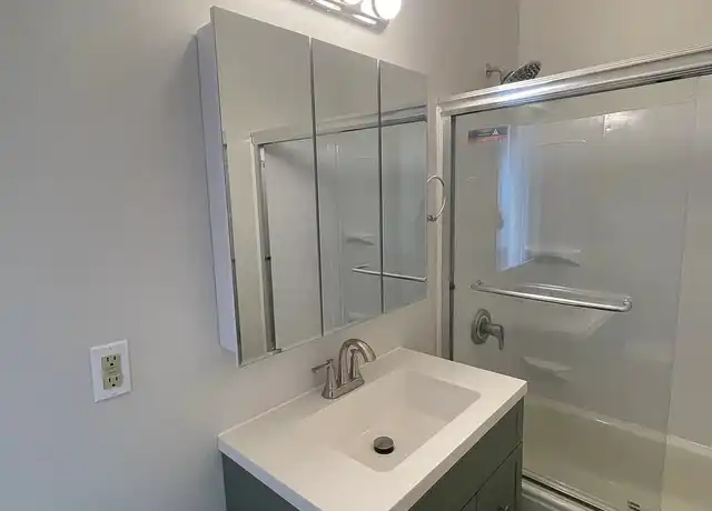Property at 93 Bayard St, New Brunswick, NJ, 08901, 2 beds, 1 bath, [object Object]