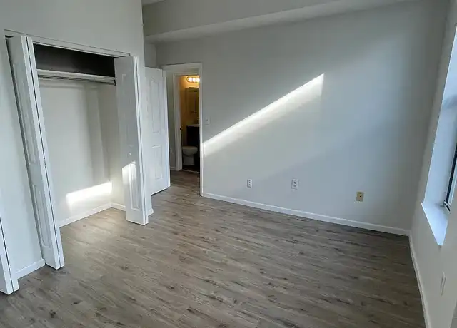 Property at 93 Bayard St, New Brunswick, NJ, 08901, 2 beds, 1 bath, [object Object]