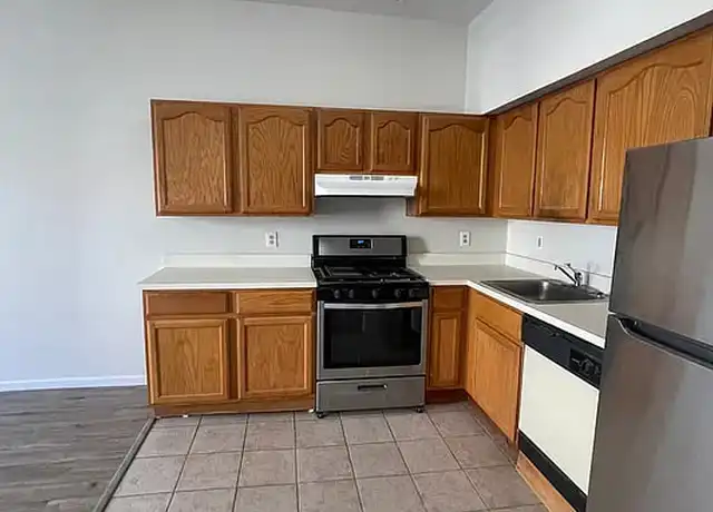 Property at 93 Bayard St, New Brunswick, NJ, 08901, 2 beds, 1 bath, [object Object]
