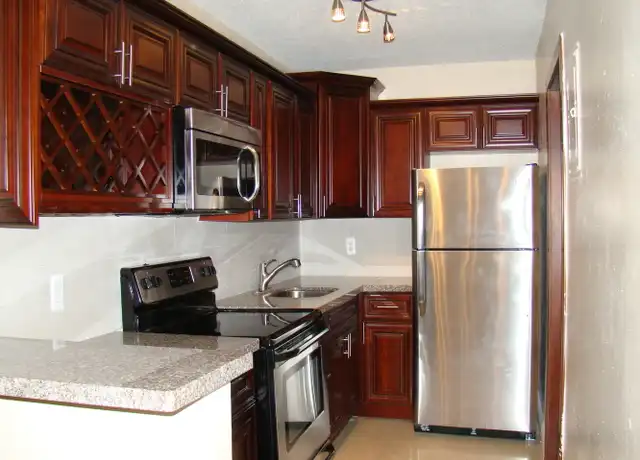 Property at 1931 NE 51st St #4, Fort Lauderdale, FL, 33308, 1 bed, 1 bath, [object Object]