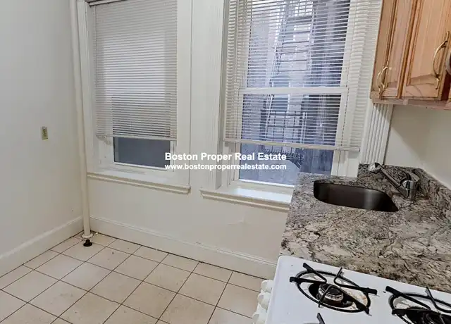 Property at 46 Westland Ave Unit 33, Boston, MA, 02115, 3 beds, 1 bath, [object Object]