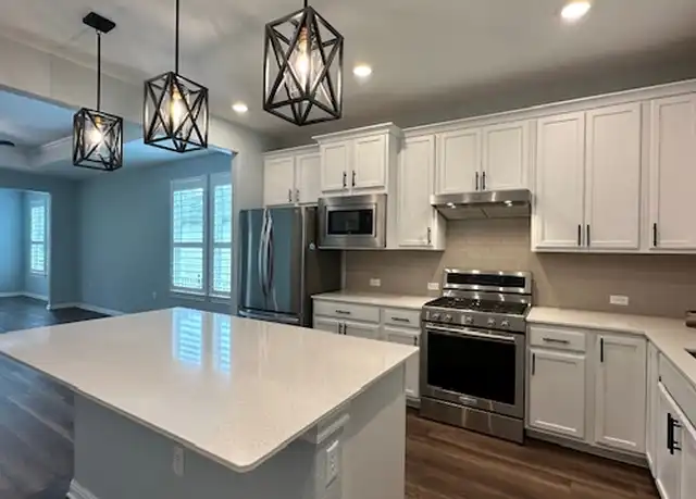 Property at 125 Bunker Hill Ln, Georgetown, TX, 78633, 2 beds, 2 baths, [object Object]