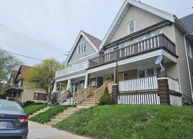 Property at 1430 W Burleigh St Unit 2, Milwaukee, WI, 53206, 2 beds, 1 bath, [object Object]