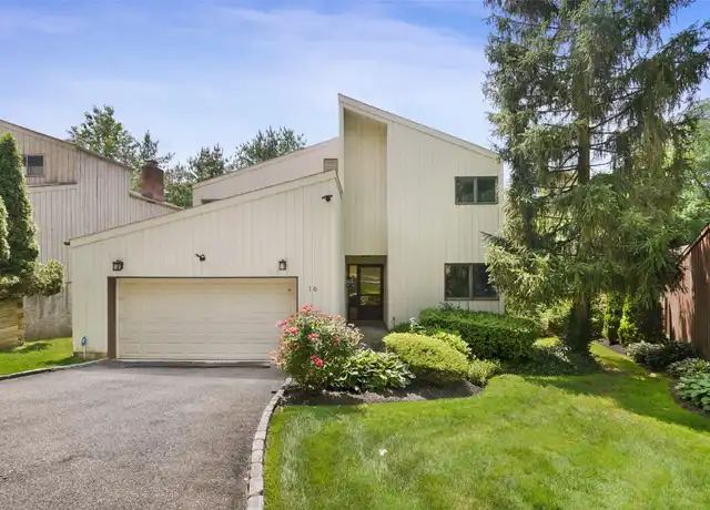 Property at 16 Talcott Rd, Rye Brook, NY, 10573, 4 beds, 3.5 baths, [object Object]