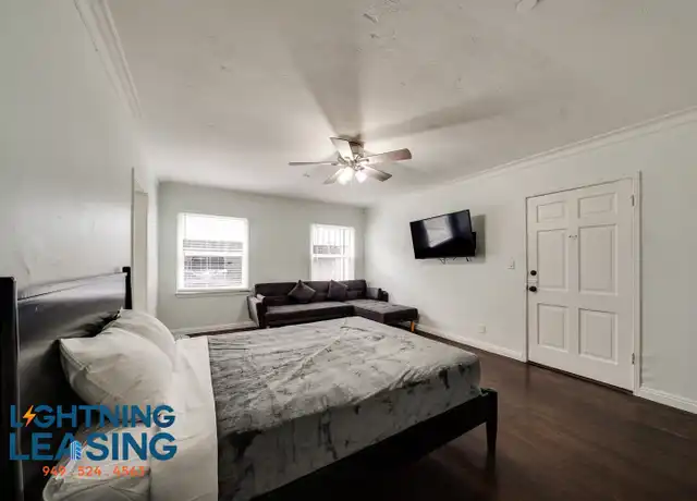 Property at 753 Normandie Ave Unit 208D, Los Angeles, CA, 90005, 0 beds, 1 bath, [object Object]