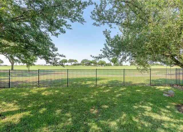 Property at 1601 Greenside Dr, Round Rock, TX, 78665, 3 beds, 2 baths, [object Object]