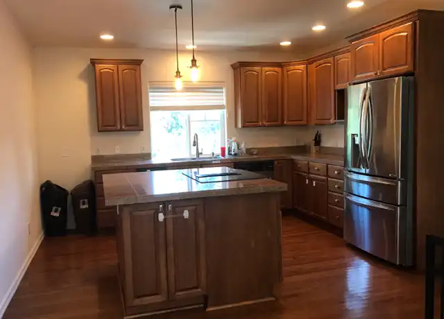 Property at 6368 23rd Ave SW, Seattle, WA, 98106, 1 bed, 1 bath, [object Object]