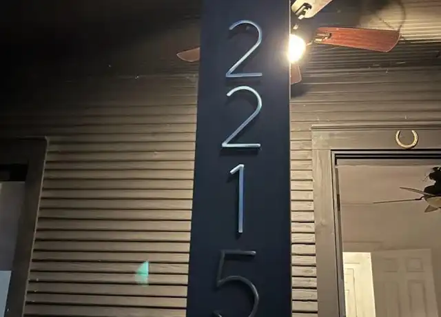 Property at 2215 Haskell St, Austin, TX, 78702, 2 beds, 1 bath, [object Object]