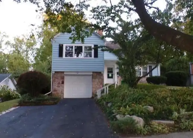Property at 2440 Livingston St, Allentown, PA, 18104, 3 beds, 2.5 baths, [object Object]