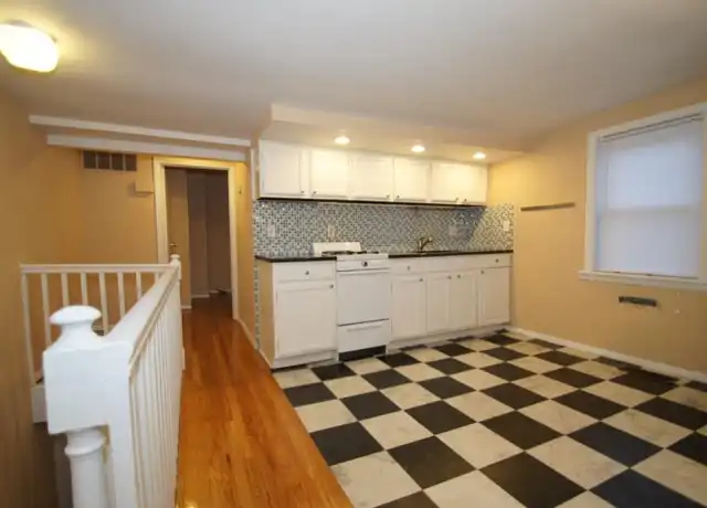 Property at 2326 Brown St Unit 3rd floor, Philadelphia, PA, 19130, 1 bed, 1 bath, [object Object]