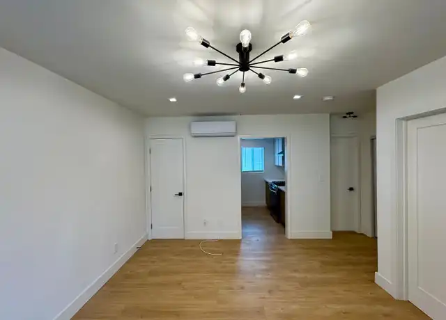Property at 121 Ximeno Ave Unit 6, Long Beach, CA, 90803, 1 bed, 1 bath, [object Object]