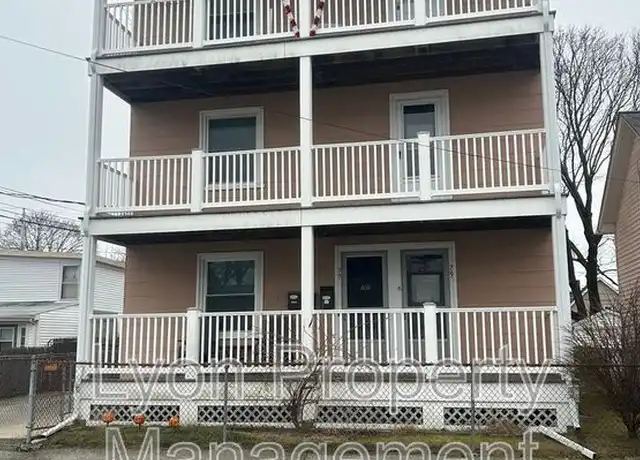 Property at 75 Riley St Unit 2, Pawtucket, RI, 02861, 2 beds, 1 bath, [object Object]