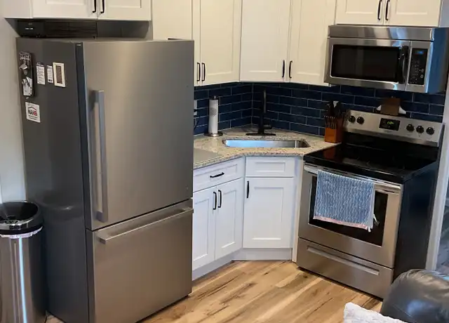 Property at 326 E Lincoln St, Dayton, OH, 45402, 1 bed, 1 bath, [object Object]