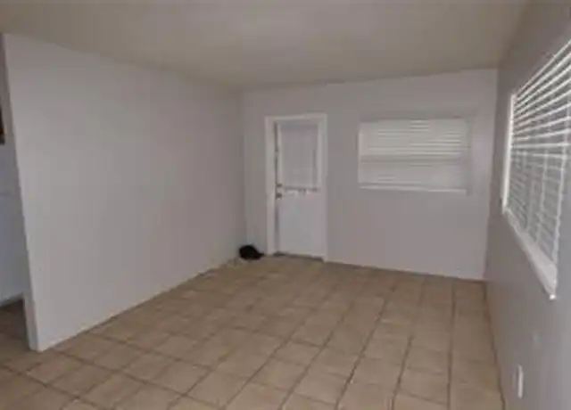 Property at 800 Tyrone Blvd N, St. Petersburg, FL, 33710, 1 bed, 1 bath, [object Object]