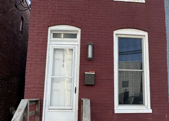 Property at 206 E 7th St Unit 206, Frederick, MD, 21701, 2 beds, 1.5 baths, [object Object]