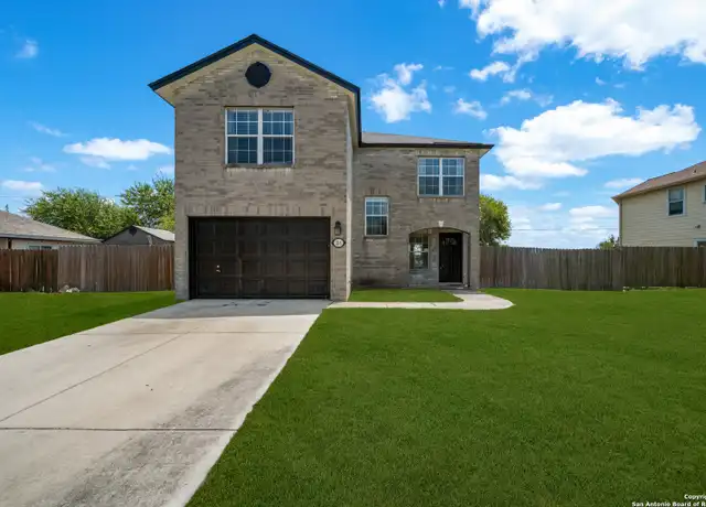 Property at 215 Chisholm Trl, Seguin, TX, 78155, 3 beds, 2.5 baths, [object Object]