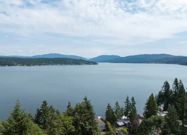 Property at 639 W Lake Sammamish Pkwy NE, Bellevue, WA, 98008, 4 beds, 3 baths, [object Object]