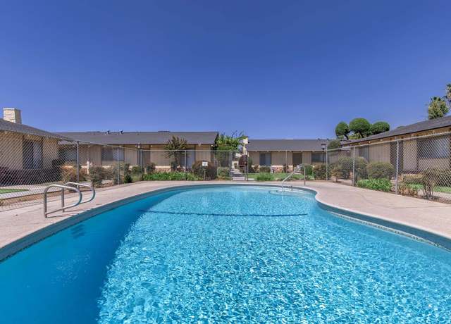 Photo of 1712 Howard Rd, Madera, CA 93637