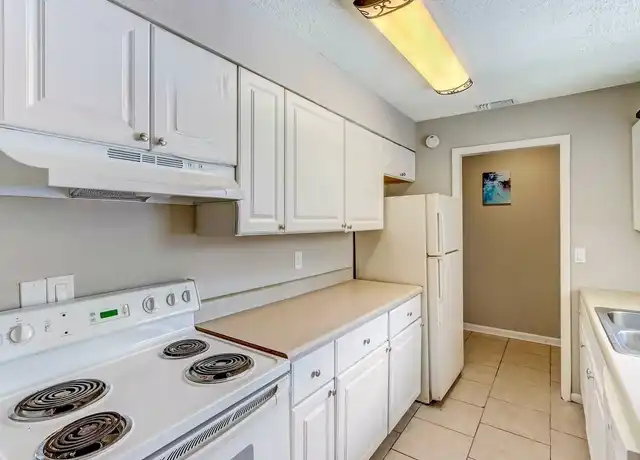 Property at 3838 Harbor View Dr, Jacksonville, FL, 32208, 1 bed, 1 bath, [object Object]