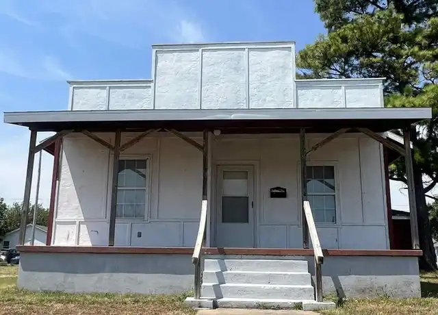 Property at 210 W 22nd St, Joplin, MO, 64804, 1 bed, 1 bath, [object Object]