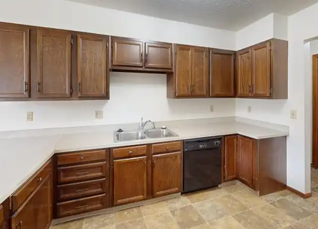 Property at 1935 N 11th St Unit 4, Bismarck, ND, 58501, 2 beds, 1 bath, [object Object]