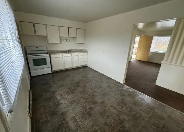 Property at 8023 W Thurston Ave Unit 3, Milwaukee, WI, 53218, 2 beds, 1 bath, [object Object]