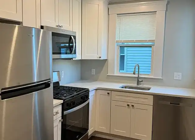 Property at 66 Church St, Waltham, MA, 02452, 1 bed, 1 bath, [object Object]