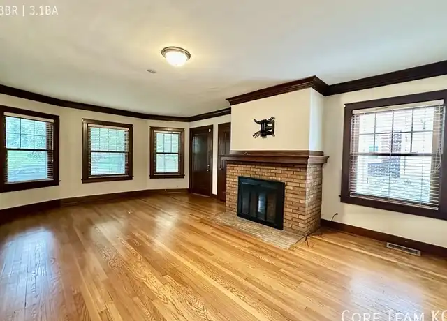 Property at 4819 Jarboe St Unit 4819, Kansas City, MO, 64112, 3 beds, 3.5 baths, [object Object]
