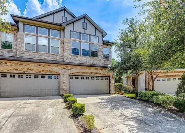 Property at 7 Aventura Pl, Spring, TX, 77389, 3 beds, 2.5 baths, [object Object]