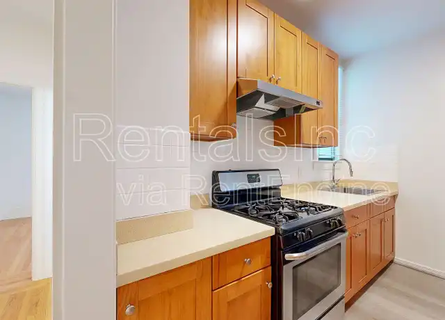 Property at 1335 Washington St Unit 2, San Francisco, CA, 94109, 1 bed, 1 bath, [object Object]