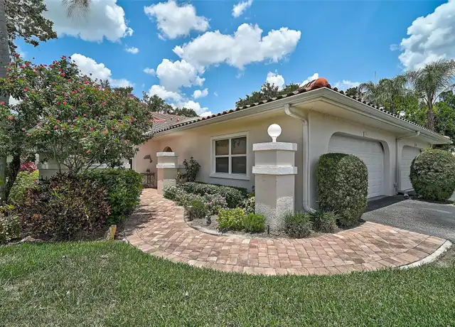 Property at 7341 Golf Pointe Cir, Sarasota, FL, 34243, 2 beds, 2 baths, [object Object]