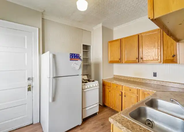 Property at 247 Roosevelt Ave Unit 1, Syracuse, NY, 13210, 2 beds, 1 bath, [object Object]